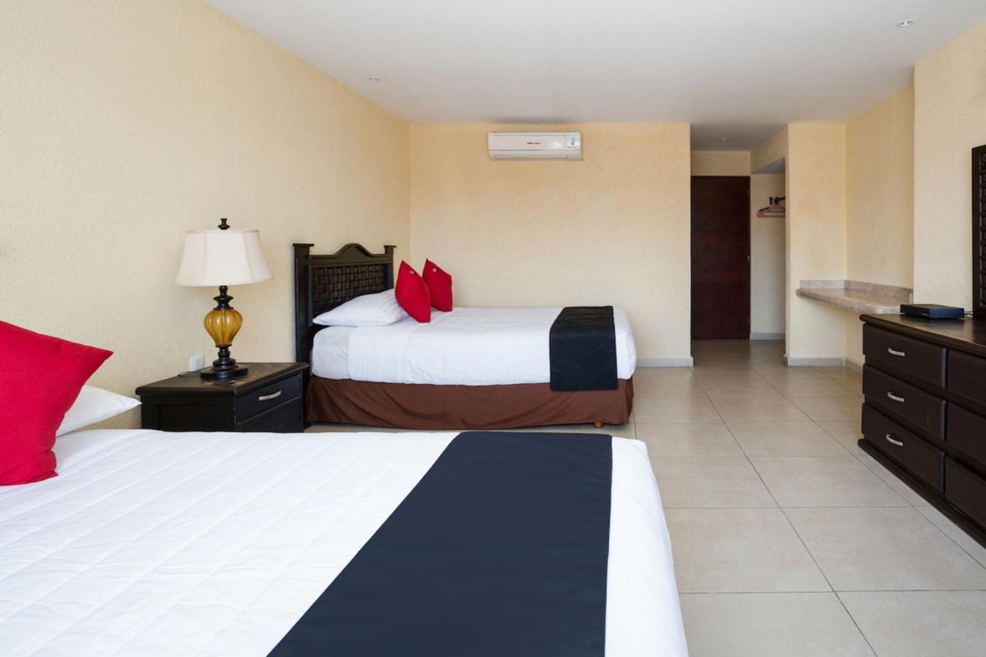 Capital O Hotel Los Caracoles, Acapulco Exterior photo